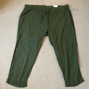 Army green linen Old Navy straight leg pants